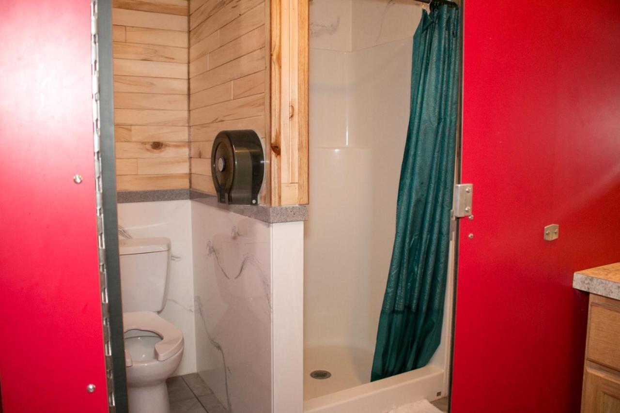 Funstays Glamping Setup Tent In Rv Park #2 Ok-T2 Moab Esterno foto